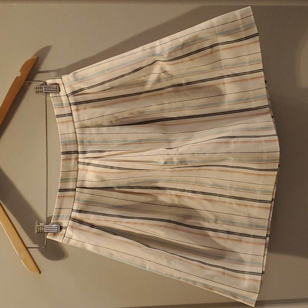 NWOT TWIK WHITE STRIPED SKIRT